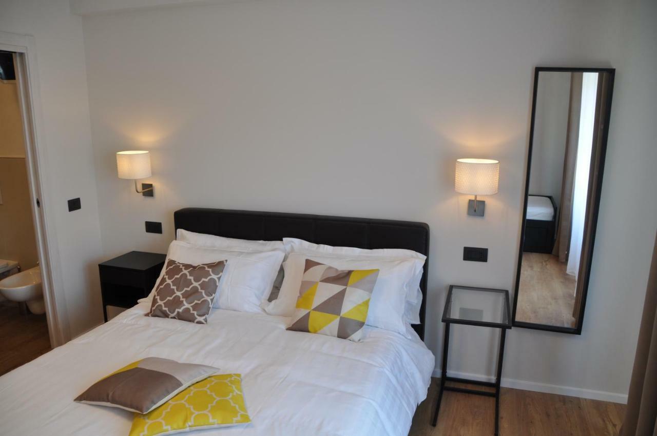 Eva Luxury Rooms 칼리아리 외부 사진